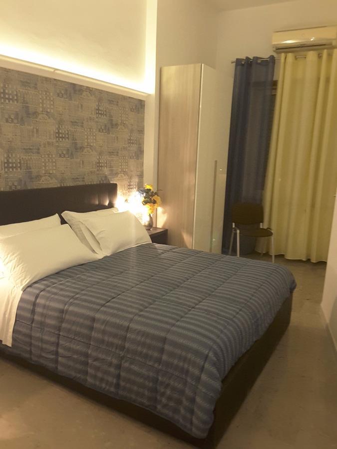 فوجيا B&B Abatjour - Ambiente Sanificato - Test Antilegionella Assolto المظهر الخارجي الصورة