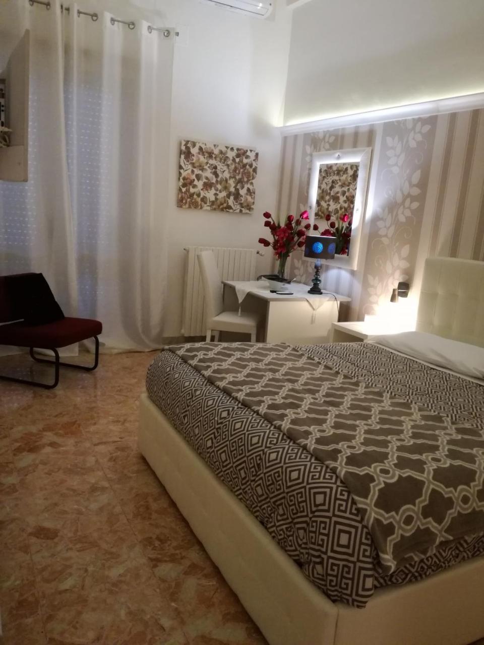 فوجيا B&B Abatjour - Ambiente Sanificato - Test Antilegionella Assolto المظهر الخارجي الصورة