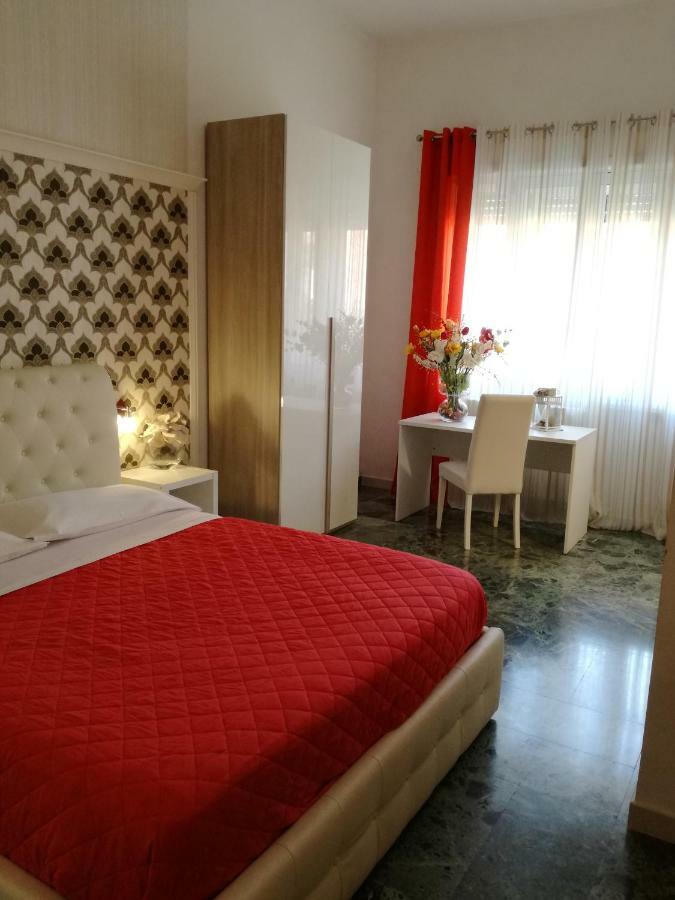 فوجيا B&B Abatjour - Ambiente Sanificato - Test Antilegionella Assolto المظهر الخارجي الصورة