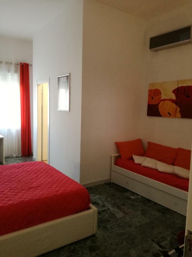 فوجيا B&B Abatjour - Ambiente Sanificato - Test Antilegionella Assolto المظهر الخارجي الصورة